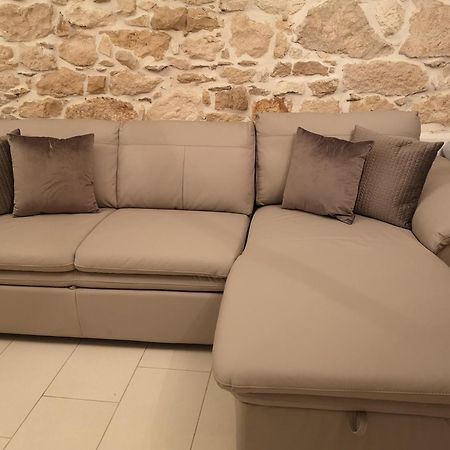 Apartment Michaela 4-Sterne & Parking Rovinj Eksteriør bilde