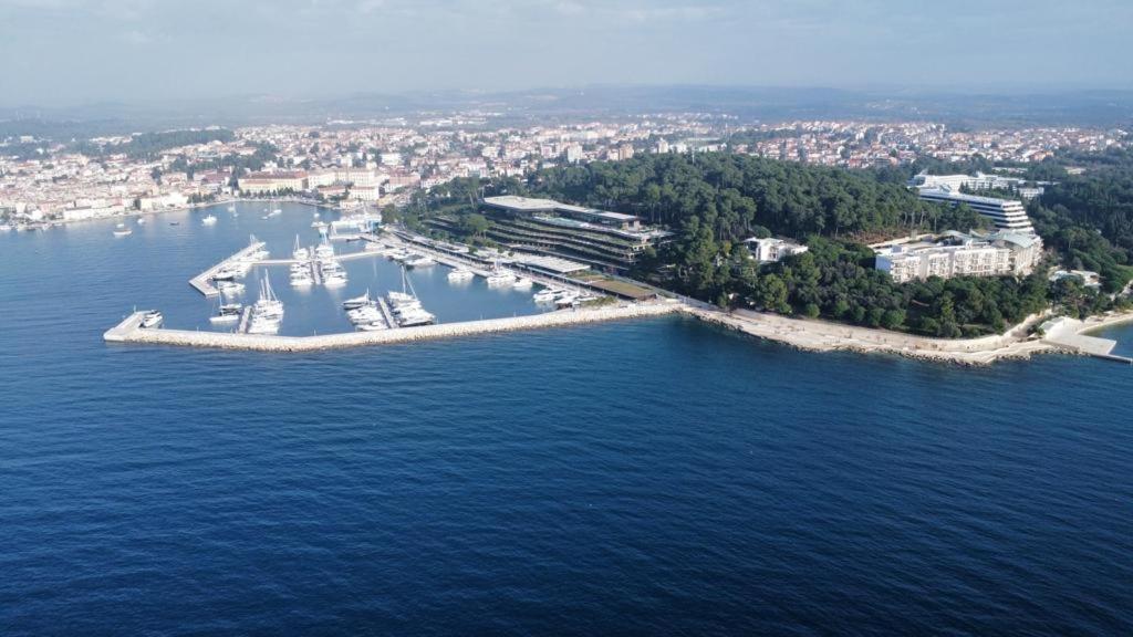 Apartment Michaela 4-Sterne & Parking Rovinj Eksteriør bilde