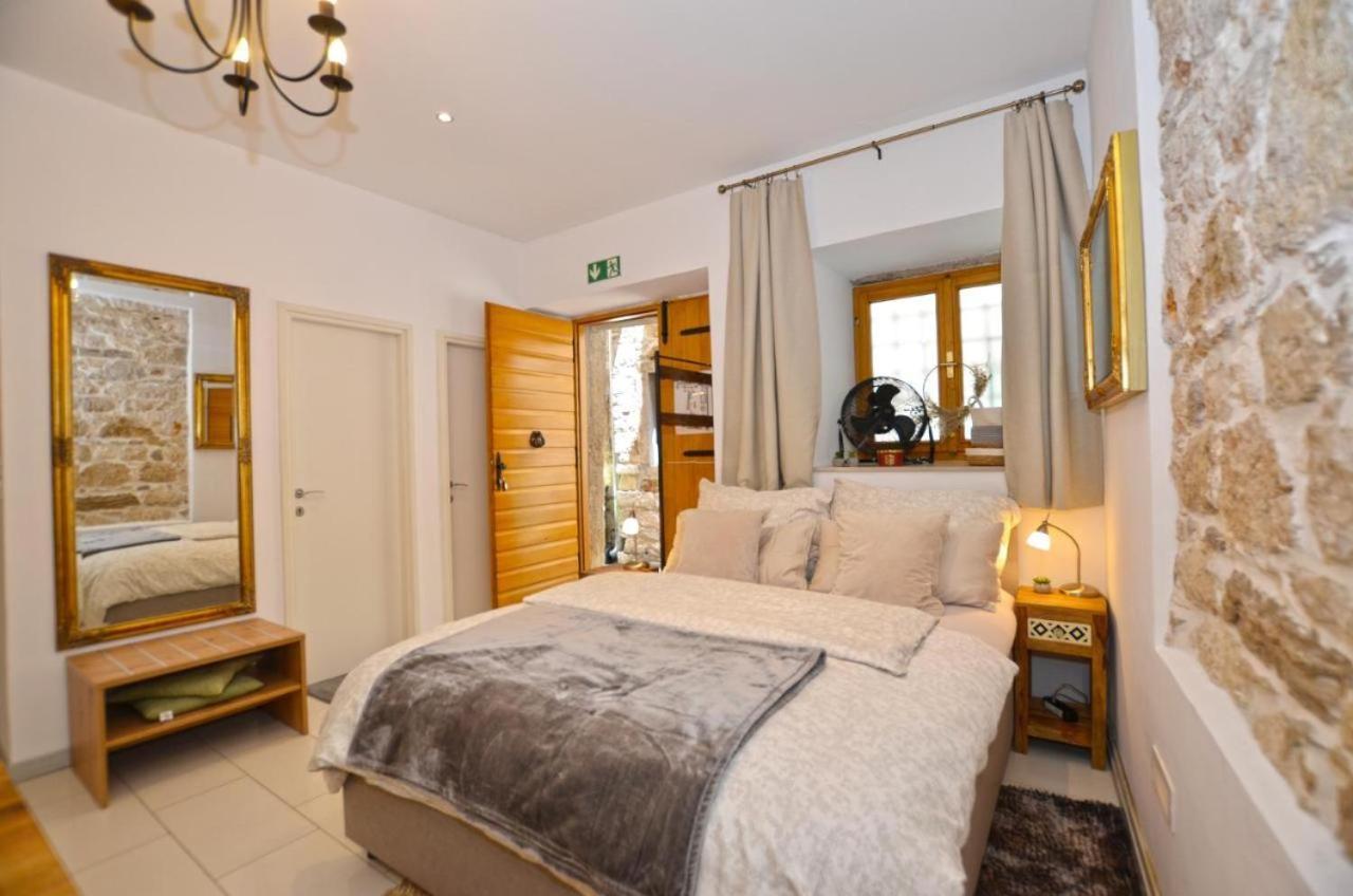 Apartment Michaela 4-Sterne & Parking Rovinj Eksteriør bilde